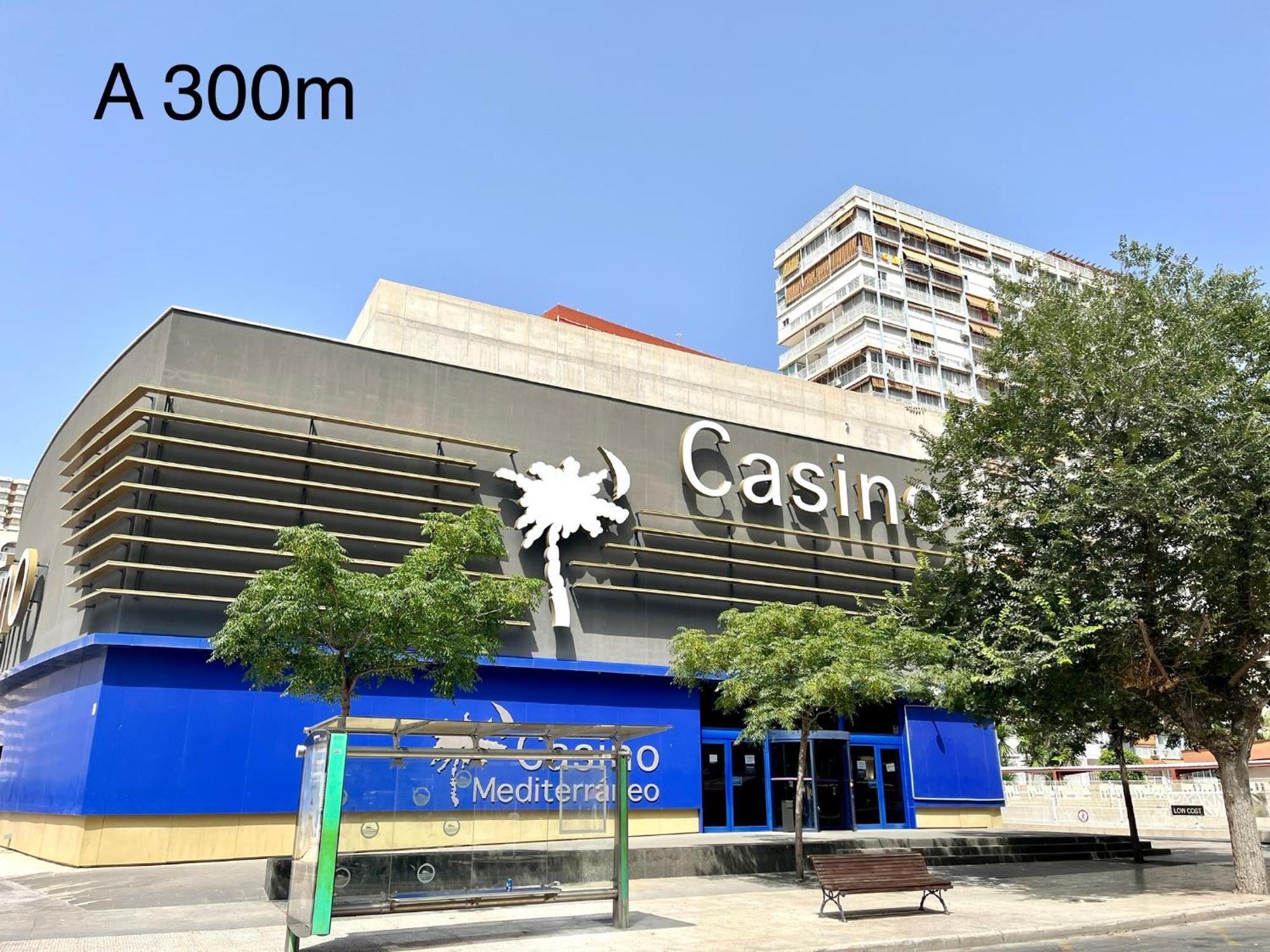 Ducado 13 Playa Benidorm Apartment Exterior photo